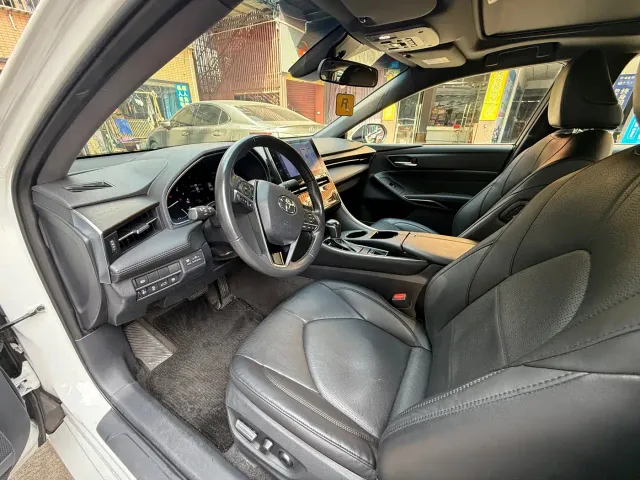 Toyota Avalon — Фото автомобиля 7