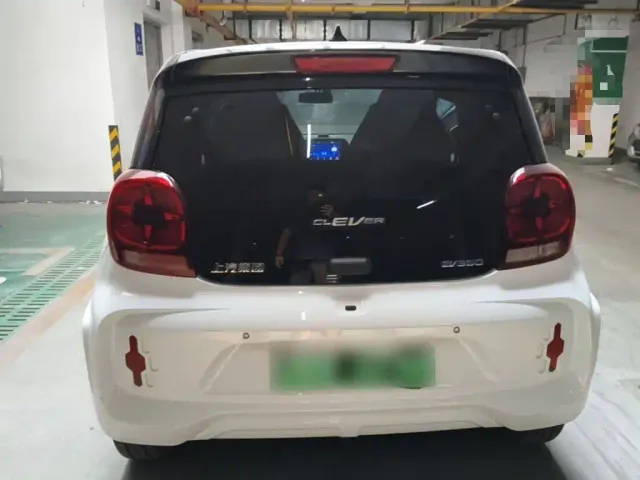 Roewe Clever — Фото автомобиля 5