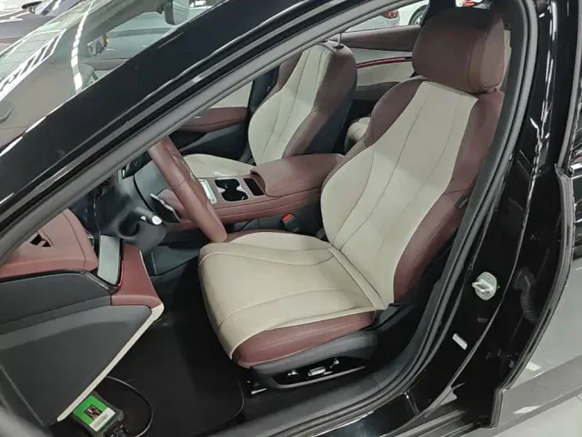 BYD Seal 07 DM-i — Фото автомобиля 14