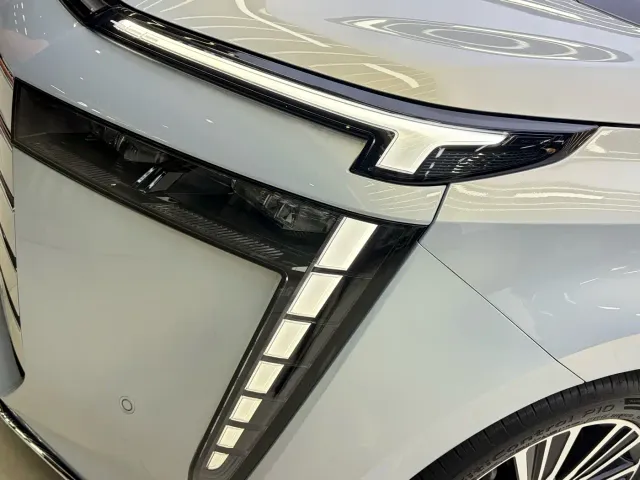 GAC Trumpchi E8 — Фото автомобиля 6