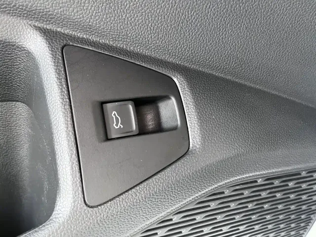Volkswagen Sagitar — Фото автомобиля 29