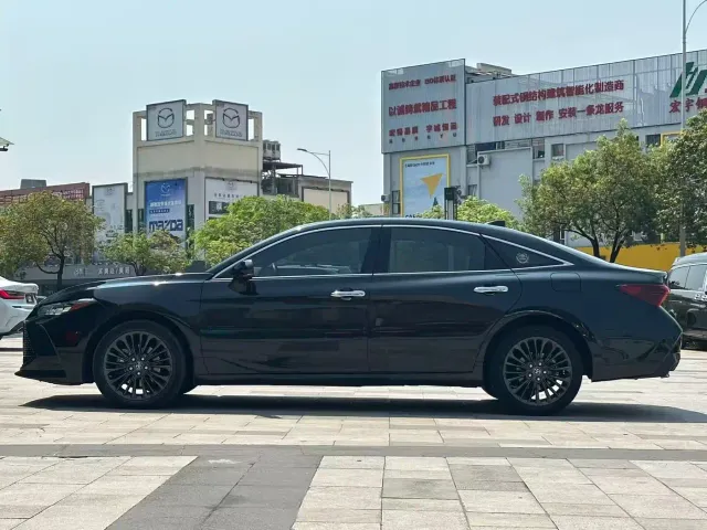 Toyota Avalon — Фото автомобиля 27