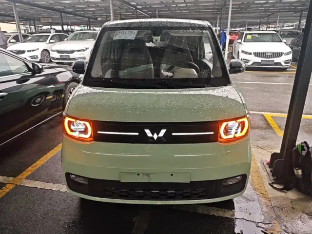 Wuling Hongguang Mini EV — Фото автомобиля 2