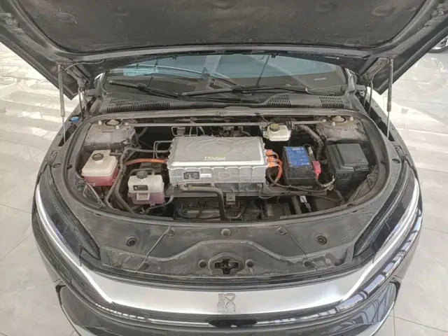 BYD Han — Фото автомобиля 19