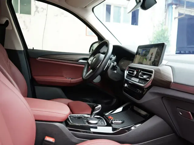 BMW X3 — Фото автомобиля 12