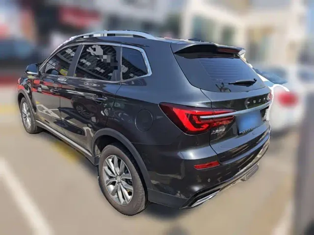 Roewe RX5 — Фото автомобиля 6