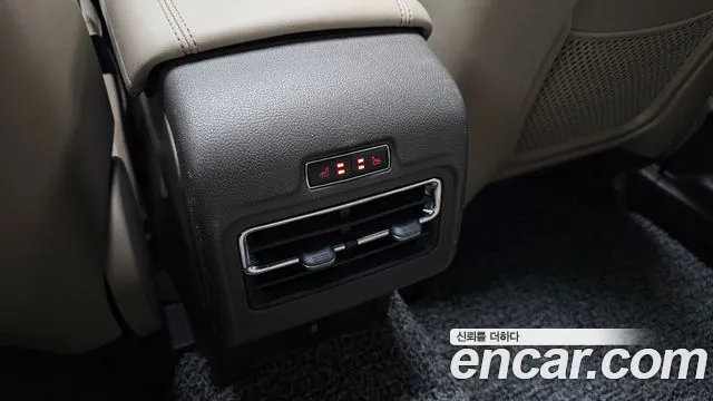 Lincoln Corsair Corsair 2.0 Reserve AWD — Фото автомобиля 25