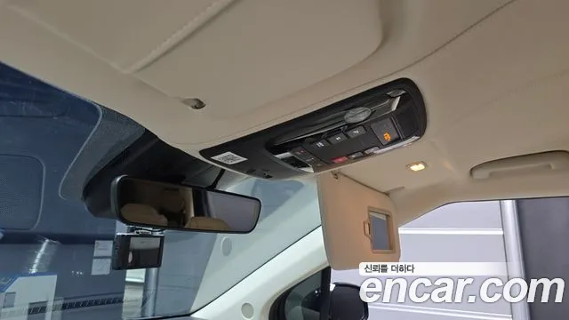 Kia Carnival 4th Gen — Фото автомобиля 30