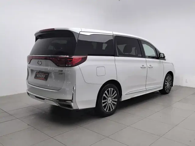 GAC Trumpchi M8 — Фото автомобиля 2
