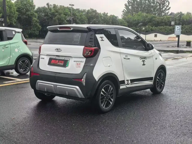 Chery eQ1 — Фото автомобиля 6