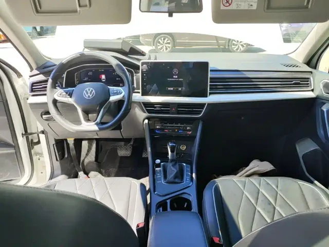 Volkswagen Tiguan L — Фото автомобиля 9