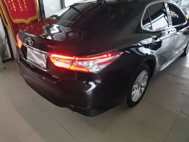 Toyota Camry — Фото автомобиля 7