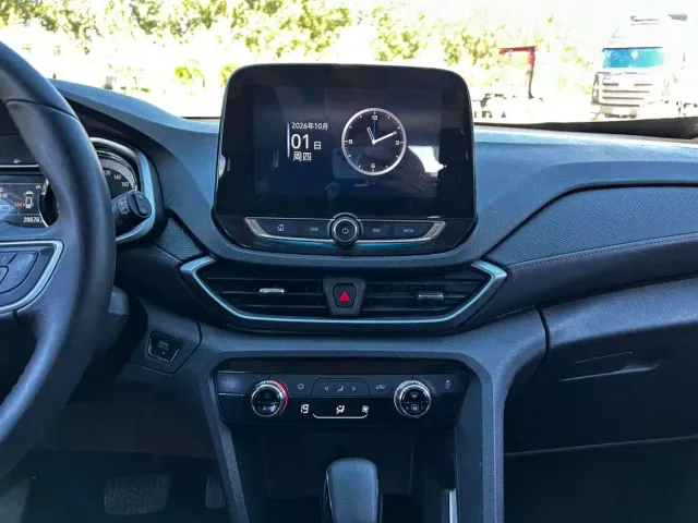 Chevrolet Orlando — Фото автомобиля 20
