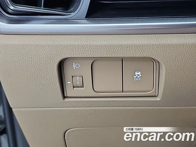 Kia Sorento Бензин 2.5T 2WD — Фото автомобиля 6