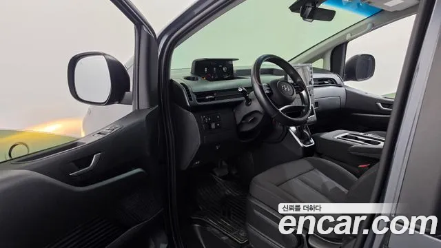 Hyundai Staria — Фото автомобиля 10