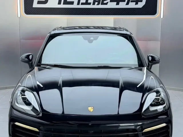 Фотография автомобиля — Porsche Cayenne
