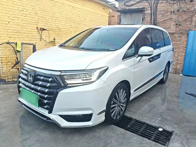 Фотография автомобиля — Honda Elysion