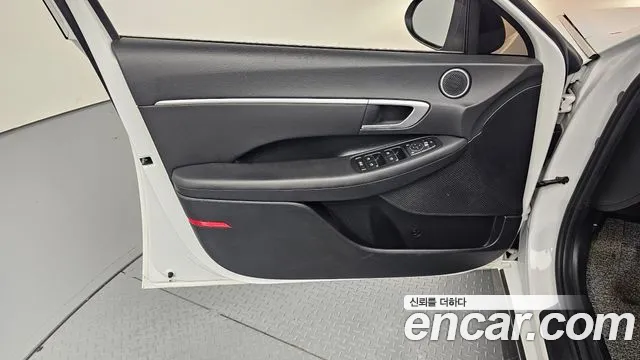Hyundai Sonata Modern — Фото автомобиля 24
