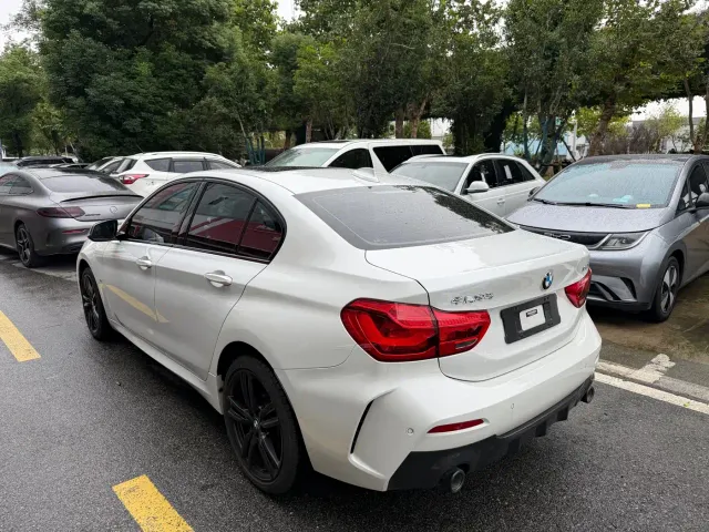 BMW 1 Series — Фото автомобиля 6