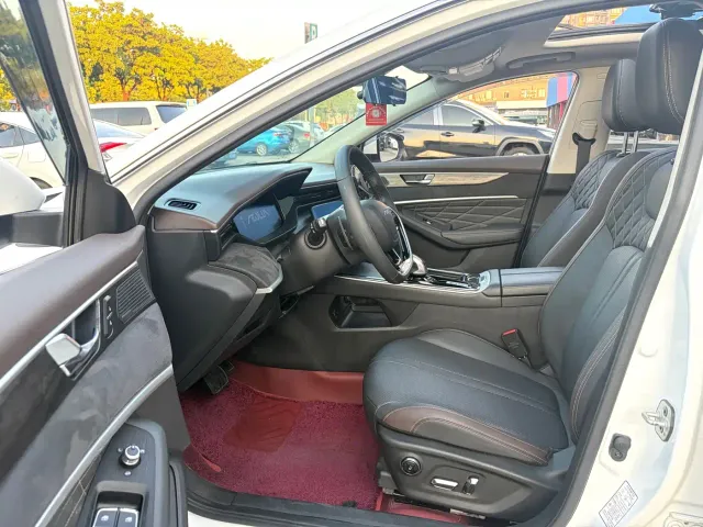 Dongfeng Yixuan MAX — Фото автомобиля 14