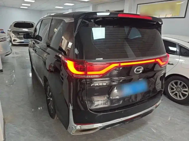 GAC Trumpchi M8 — Фото автомобиля 4