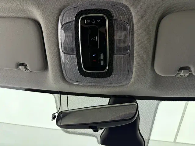 Hyundai Elantra — Фото автомобиля 16