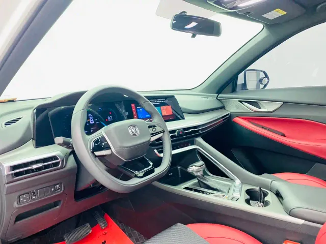 Changan CS35 Plus — Фото автомобиля 11