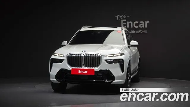 BMW X7 — Фото автомобиля 3