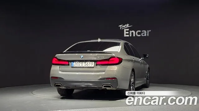 BMW 5 Series G30 — Фото автомобиля 4
