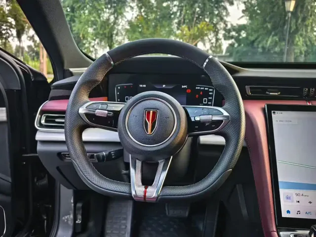 Hongqi H5 — Фото автомобиля 8