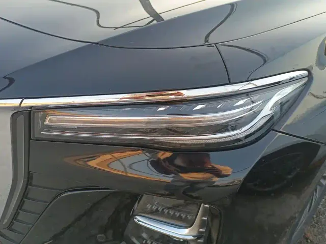 Hongqi H5 — Фото автомобиля 5