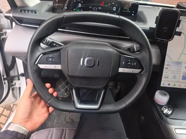 Changan Qiyuan A05 — Фото автомобиля 15