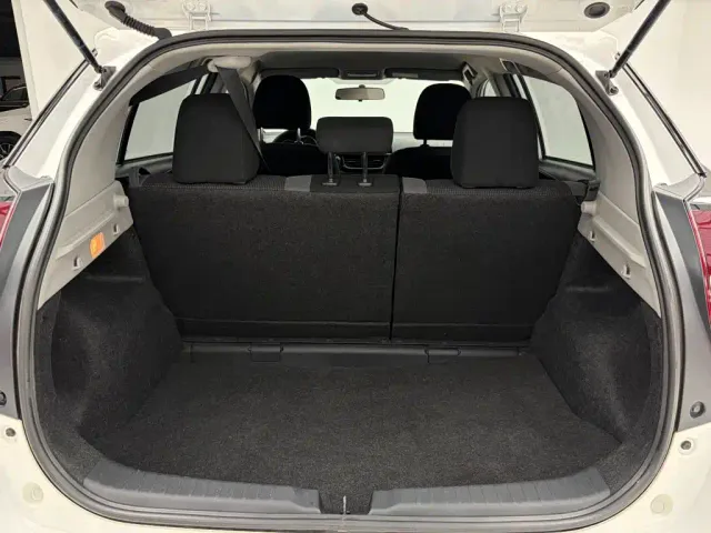 Toyota Vios FS — Фото автомобиля 15