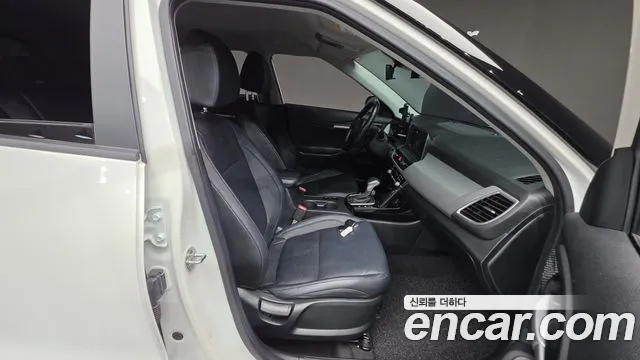Kia Seltos — Фото автомобиля 16