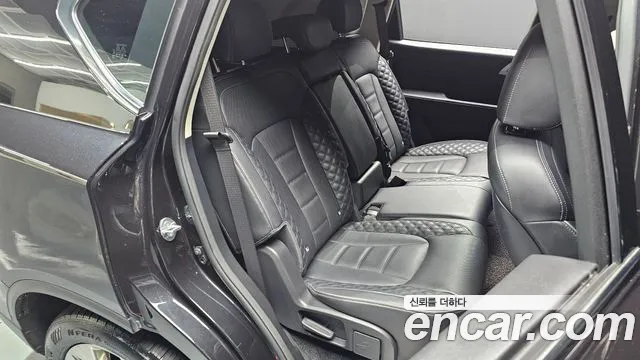 KG_Mobility_Ssangyong Rexton All Rexton Дизель 2.2 2WD — Фото автомобиля 10