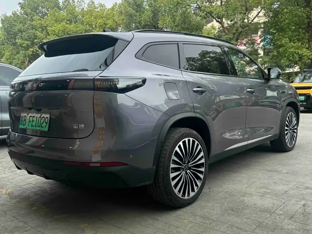 Exeed Starway E05 — Фото автомобиля 11