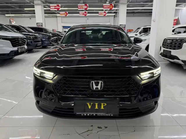 Honda Accord — Фото автомобиля 2
