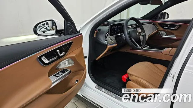 Mercedes-Benz E-Class E-класс W214 E300 4MATIC Exclusive — Фото автомобиля 10