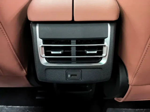 Changan CS75 Plus — Фото автомобиля 9