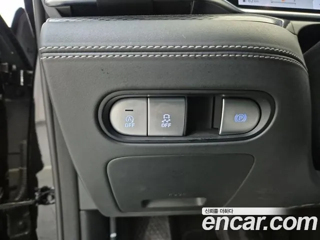 Genesis G90 Бензин 3.5 Turbo 2WD — Фото автомобиля 17