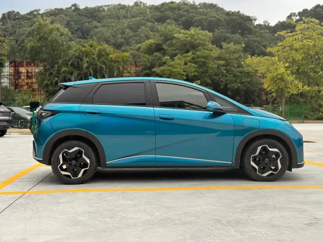 BYD Dolphin — Фото автомобиля 25