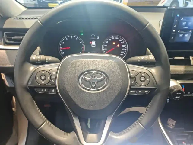 Toyota Wildlander — Фото автомобиля 10