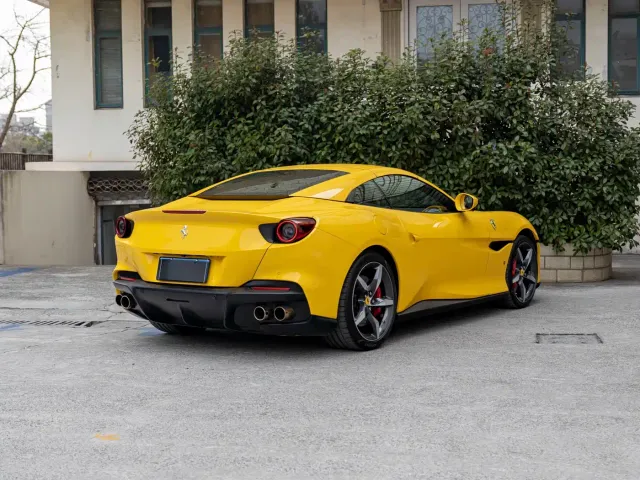 Ferrari Portofino — Фото автомобиля 4