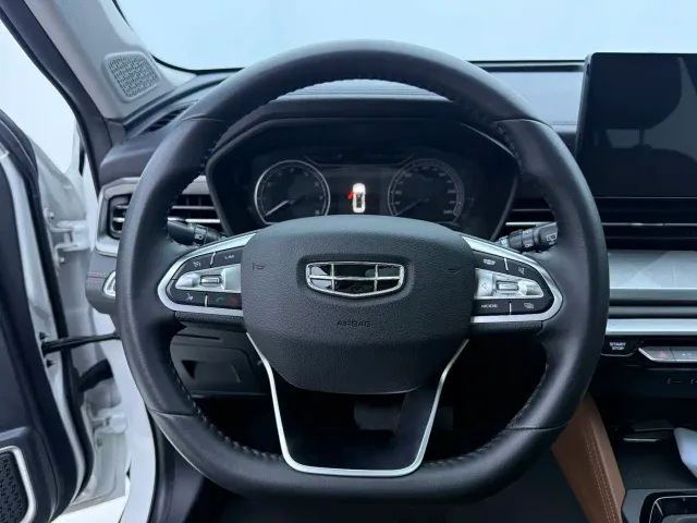 Geely Vision X6 — Фото автомобиля 11