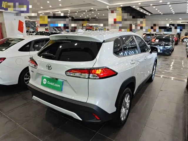 Toyota Corolla Cross — Фото автомобиля 6