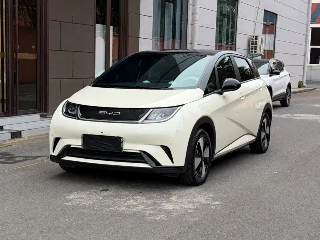 Фотография автомобиля — BYD Dolphin