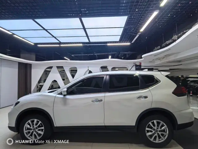 Nissan X-Trail 2022 Facelift 2.0L 2WD Smart Connect Ultimate Edition — Фото автомобиля 7