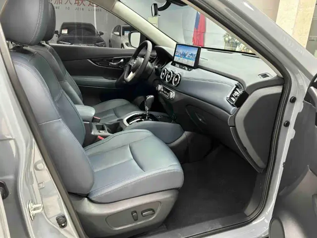 Nissan X-Trail — Фото автомобиля 19