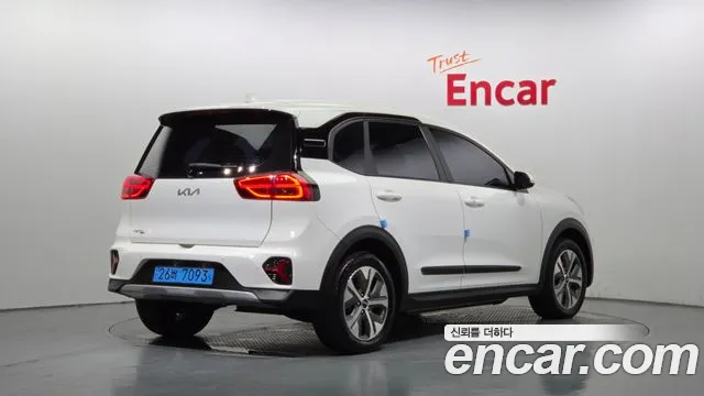 Kia Niro Niro Plus Air — Фото автомобиля 2