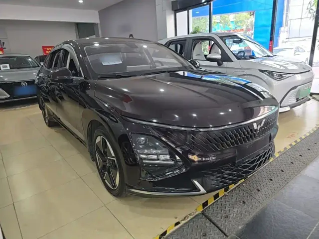 Wuling Starlight — Фото автомобиля 3